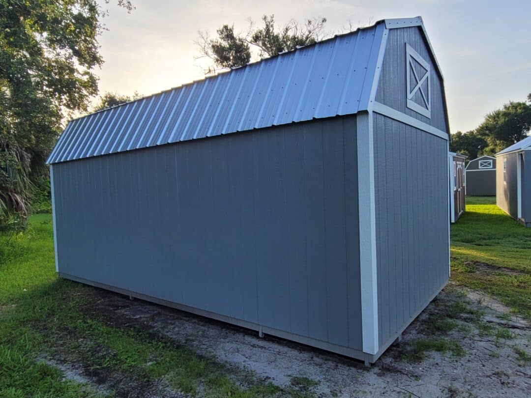 10x20 side lofted barn