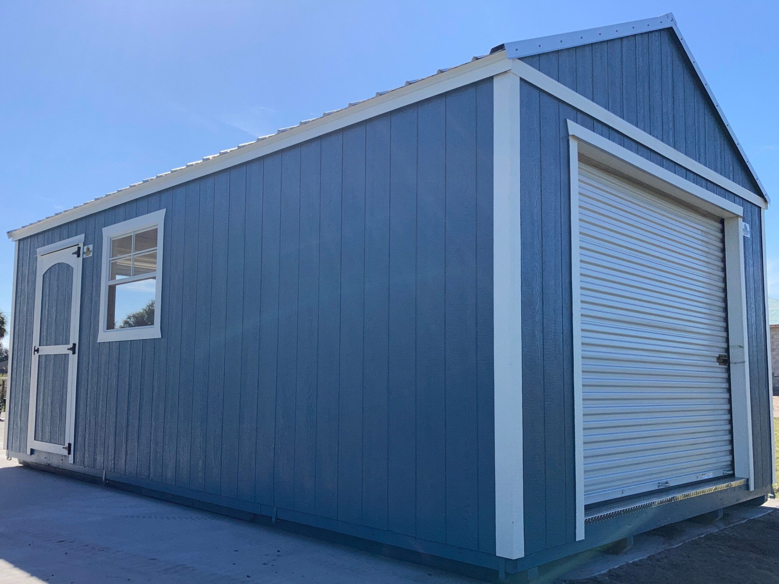 a blue garage shed in wesley chapel fl